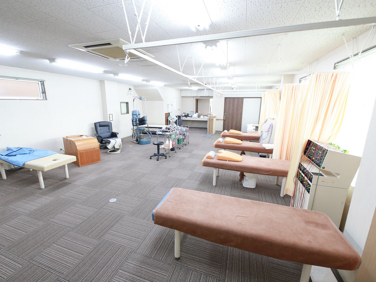 清潔で綺麗な施術室